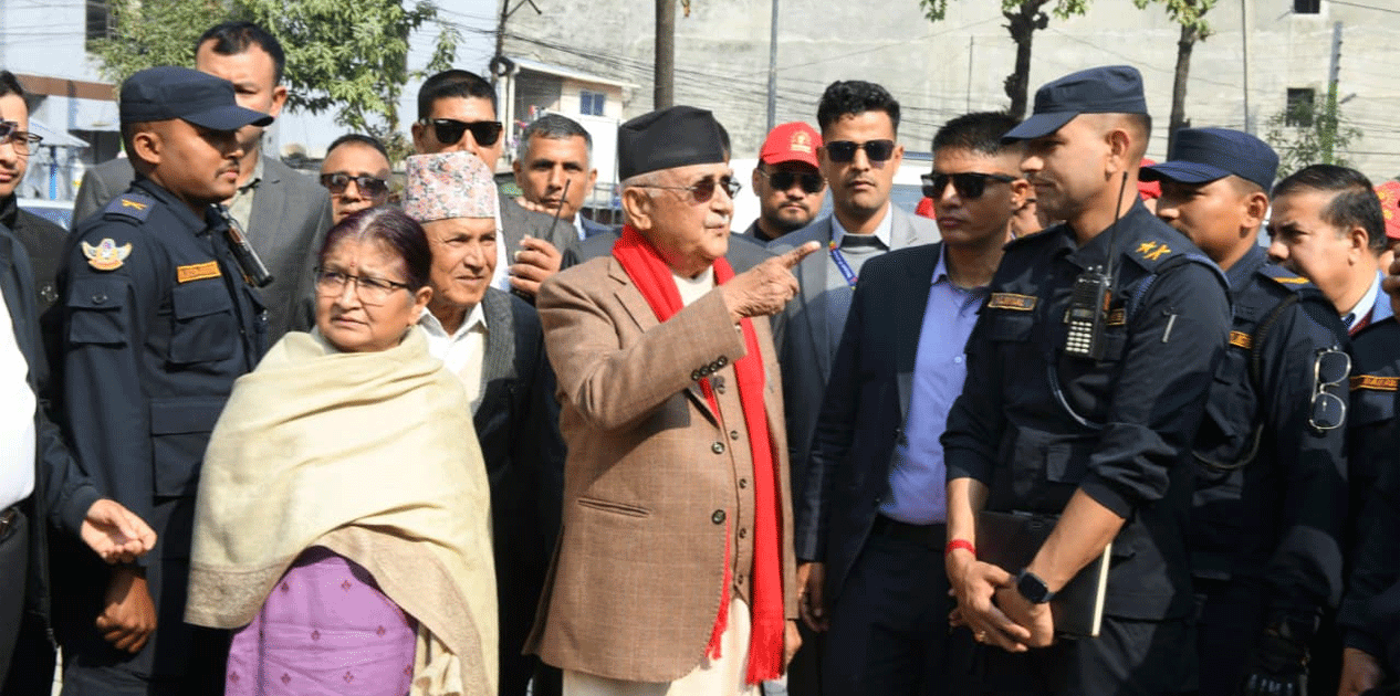 ओलीद्वारा जेनजी आन्दोलनमा क्षतिग्रस्त संरचनाको निरीक्षण