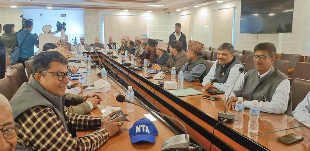 सरकार र शिक्षक महासंघबीच ९ बुँदे सहमति, मन्त्रिपरिषद्‍ले अनुमोदन गरे आन्दोलन रोकिने