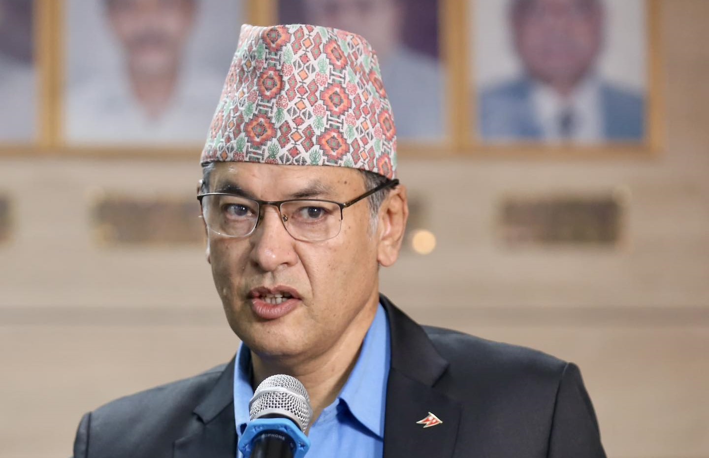 हितेन्द्रदेव शाक्यको मुद्दामा कारण देखाउ आदेश