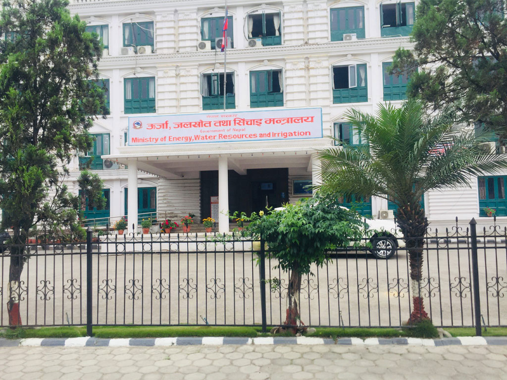 एलपी ग्यासको निर्भरता घटाउन विद्युतीय चुल्होमा अनुदान दिने सरकारी तयारी
