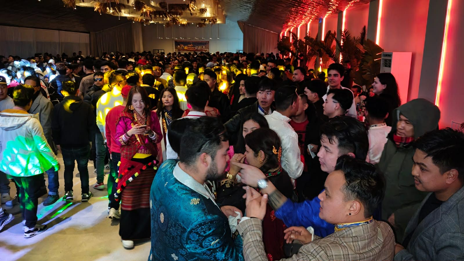 रोमानियामा मनाइयो सोनाम ल्होछार