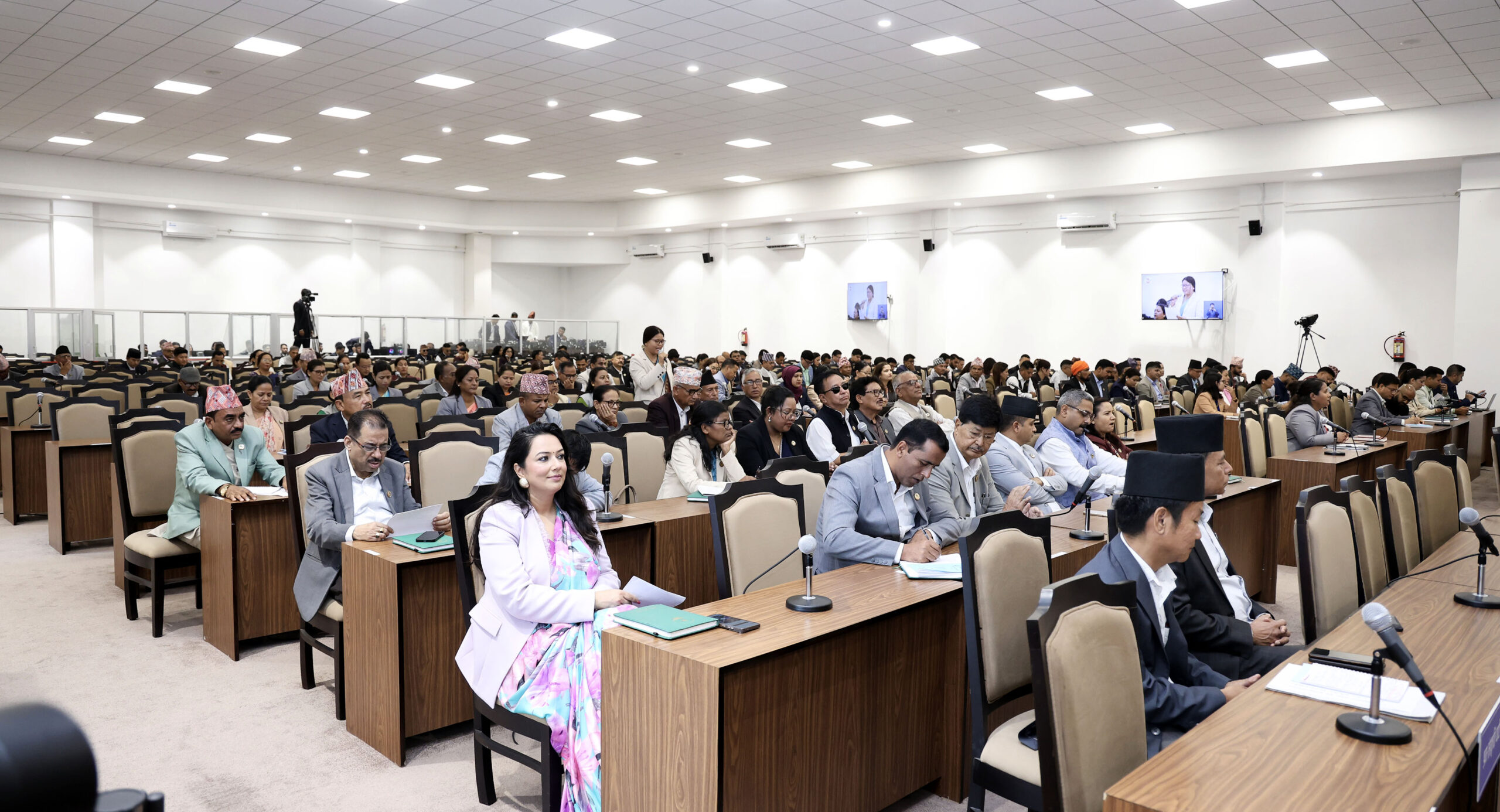 प्रतिनिधिसभाको बैठक भोलिसम्मका लागि स्थगित