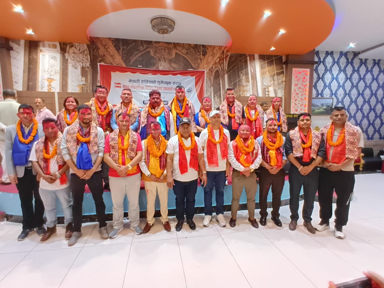 लोकतान्त्रिक एसोसिएसनको अध्यक्षमा रामप्रसाद गैरे निर्वाचित, अन्य पदमा को-को ?