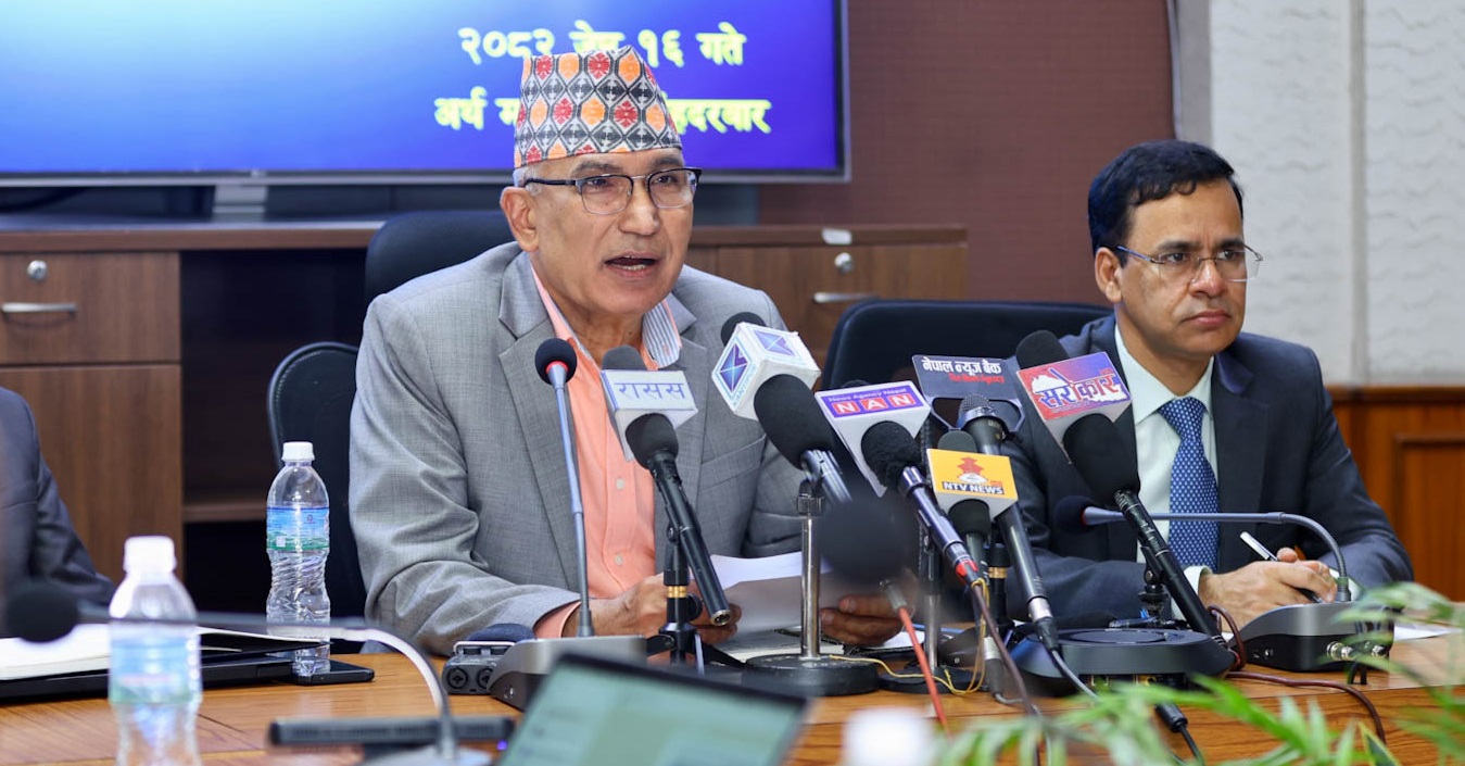 जसपा नेपालको राष्ट्रिय महाधिवेशन मञ्च हावाहुरीले भत्कायो