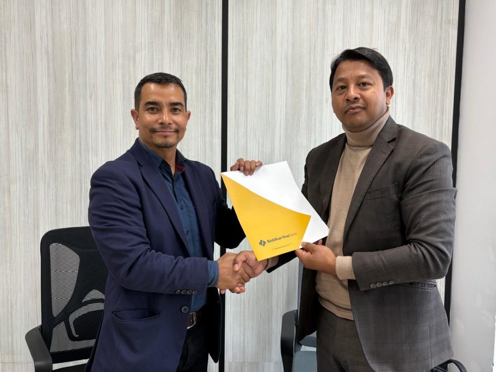 सिद्धार्थका ग्राहकले माउन्ट अफ एक्सेलमा छुट हुने