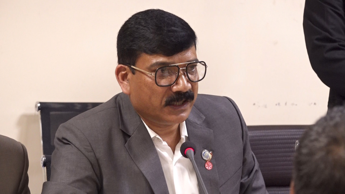 वैदेशिक रोजगारमा जाने श्रमिकले निश्चित शुल्क तिर्नैपर्छ : अध्यक्ष खत्री
