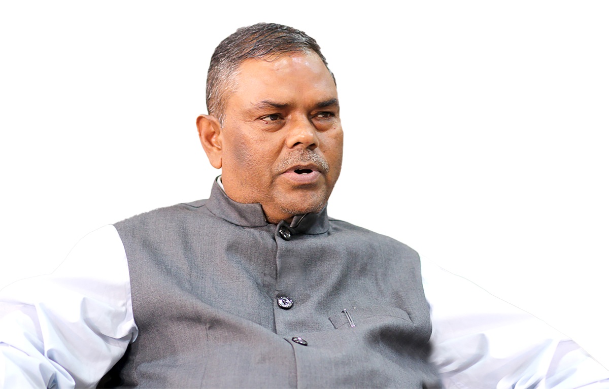 जसपा नेपालको राष्ट्रिय महाधिवेशन मञ्च हावाहुरीले भत्कायो