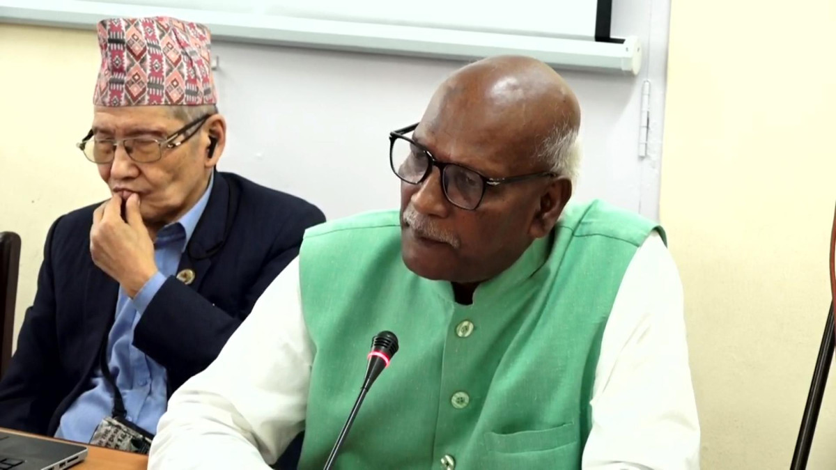 शिक्षालाई राजनीतिबाट सधैँ मुक्त गरौँः सांसद यादव