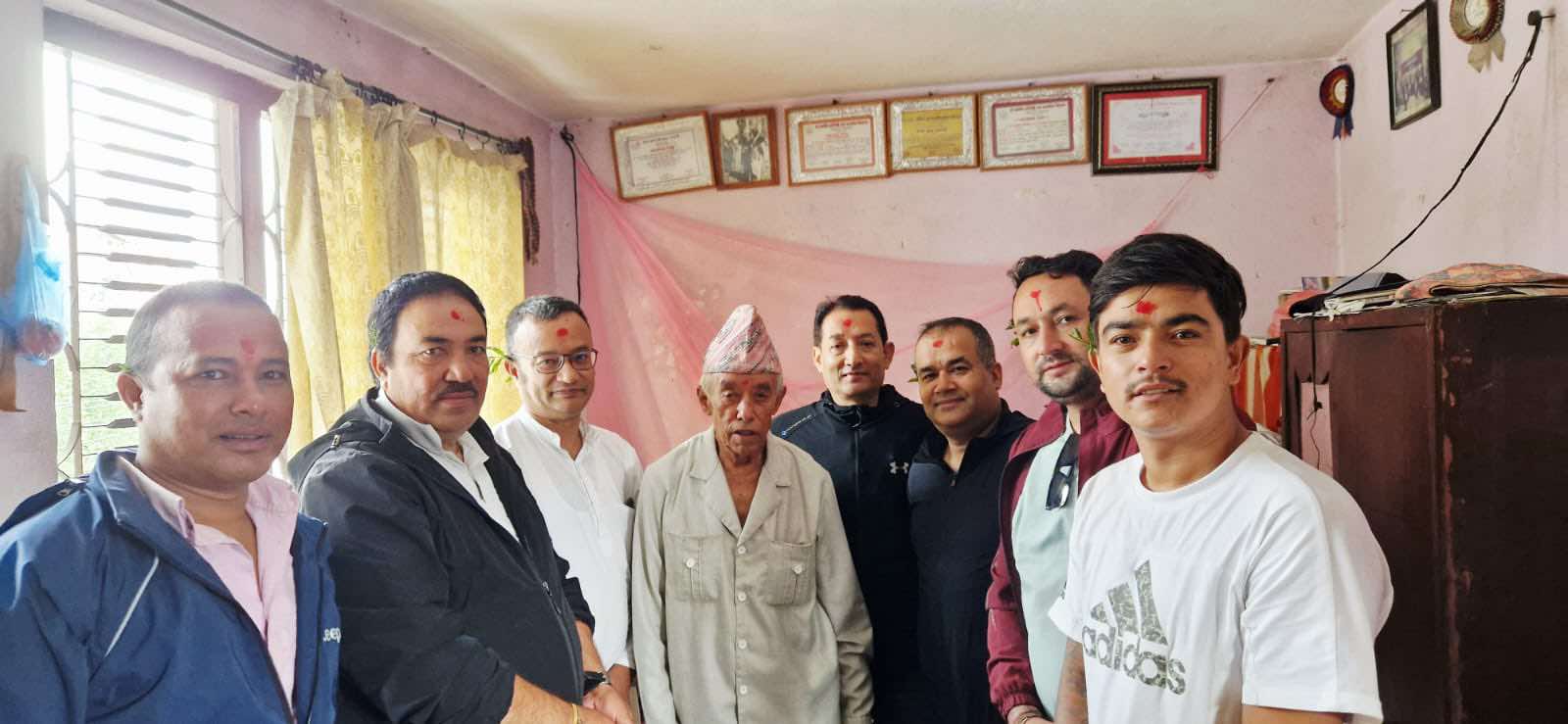साहित्यकार खड्काद्वारा देवीको मूर्ति प्रतिस्थापनमा सहयोग