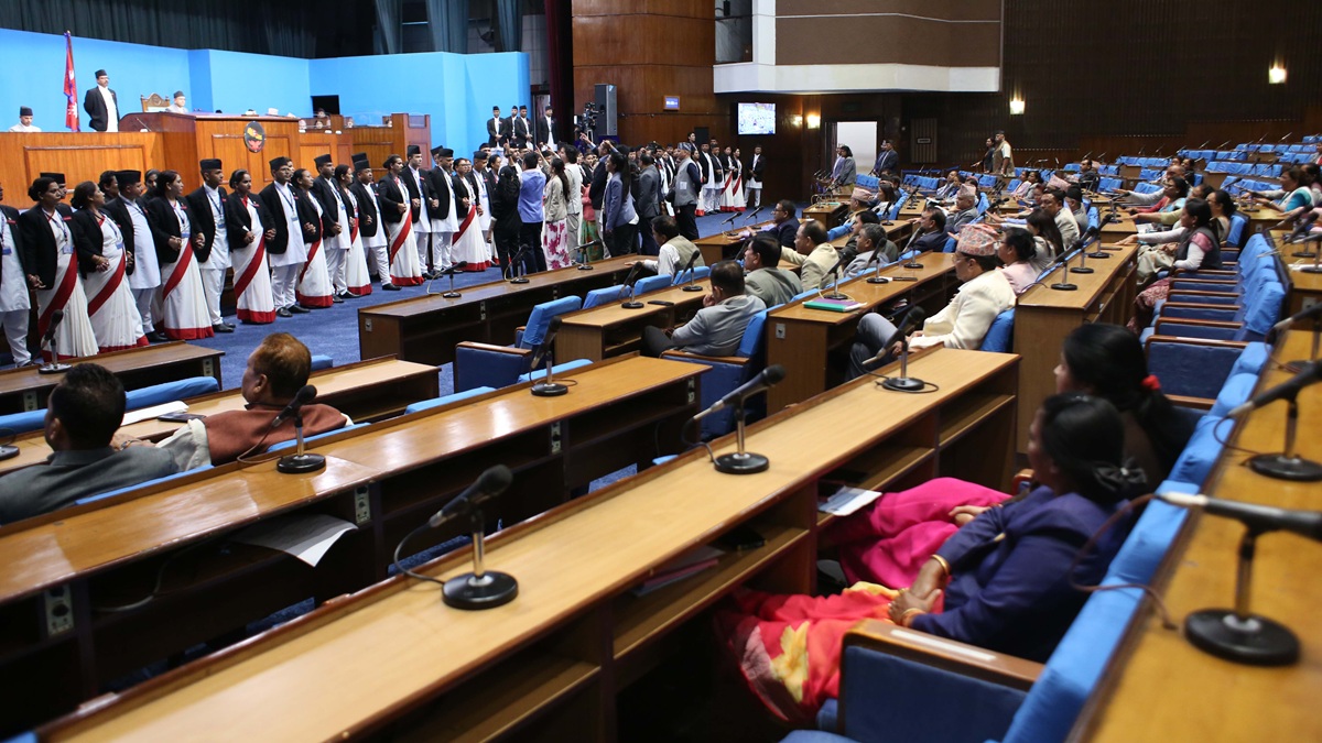 जसपा नेपालको राष्ट्रिय महाधिवेशन मञ्च हावाहुरीले भत्कायो