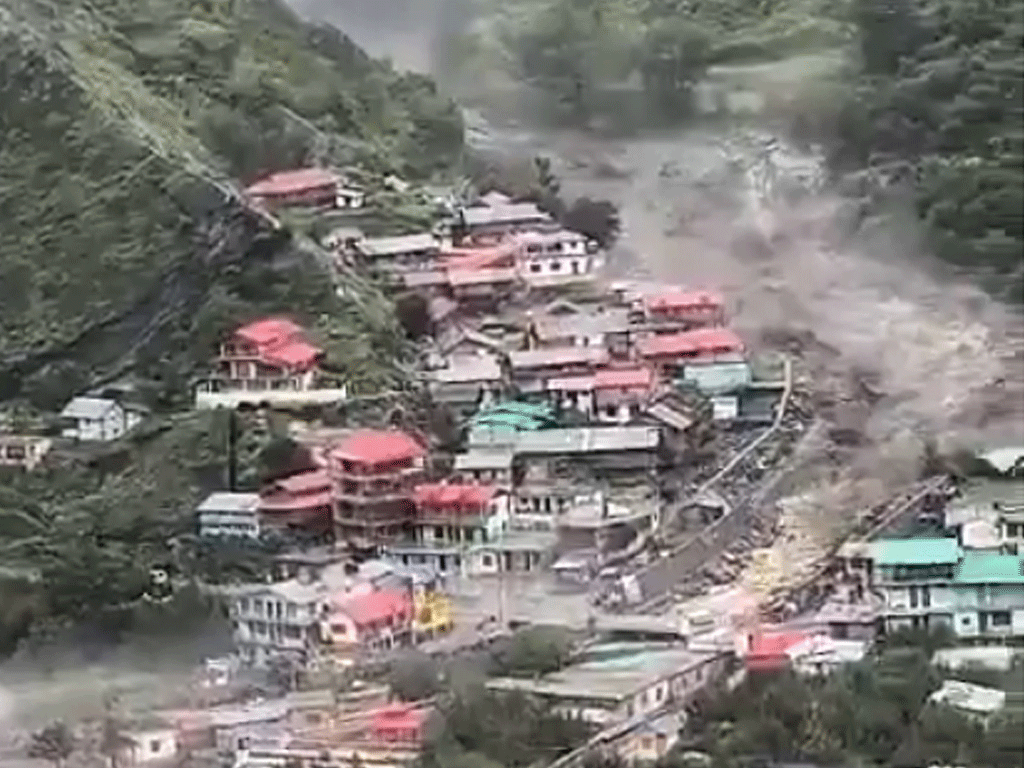 उत्तराखण्डमा बाढी-पहिरो : अझै ५० बढी सम्पर्कविहीन