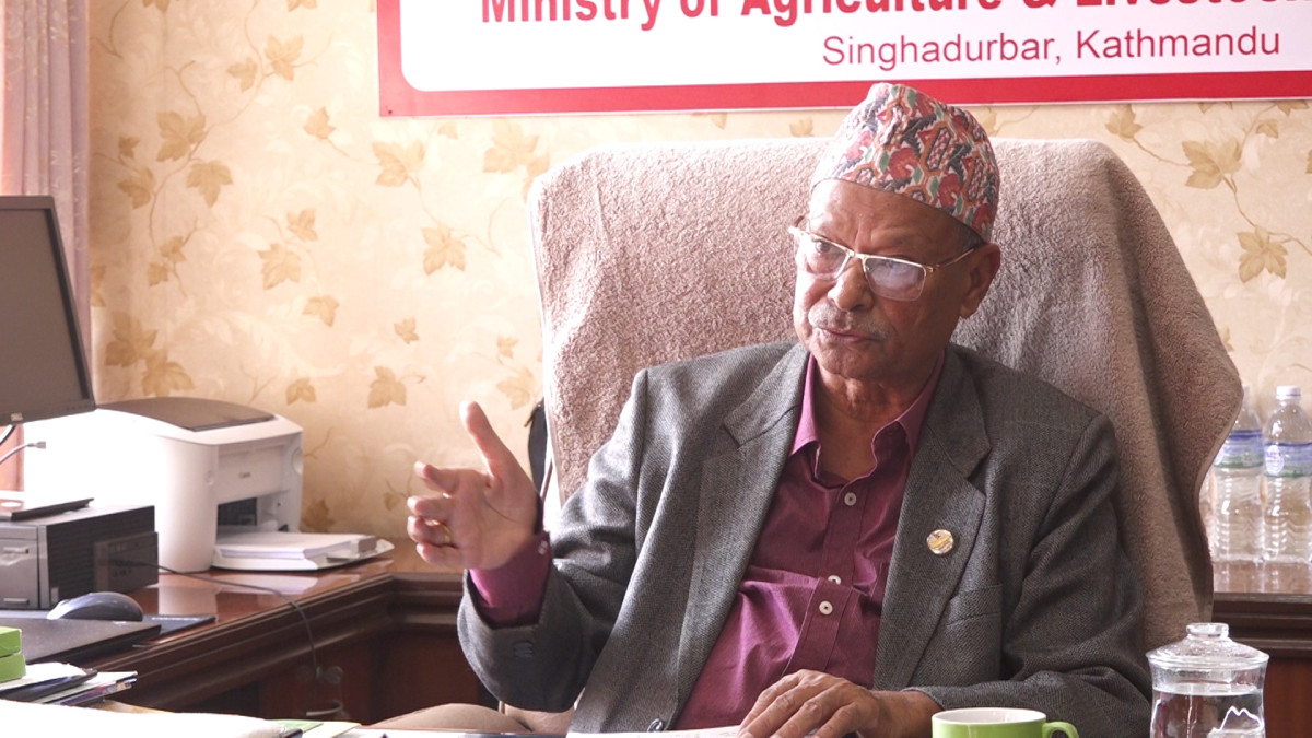 उखु किसानलाई प्रोत्साहन रकम ७५ रुपैयाँ भनेर ७० दिने गरिएको रहेछ : कृषिमन्त्री परियार
