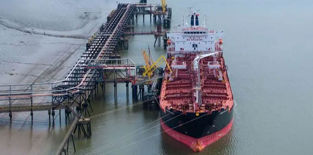 विश्वभरको इन्धन अभाव टार्न ४० करोड ब्यारेल तेल बजारमा पठाउने ऊर्जा एजेन्सीको निर्णय