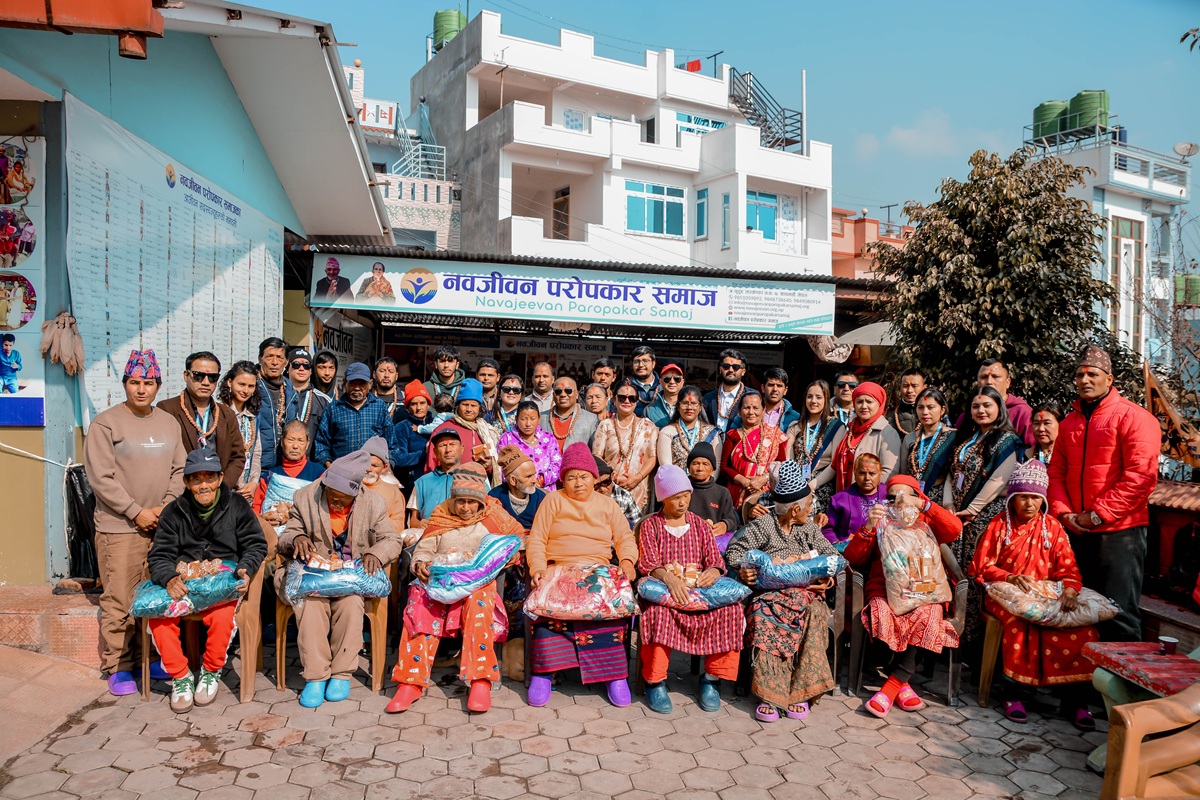 मध्यान्हको २४औं वार्षिकोत्सवमा असहायलाई सहयोग