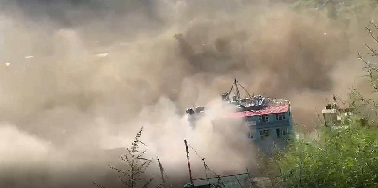 रसुवा बाढीले बैंकिङ संरचनामा गम्भीर असर, कर्मचारीको अवस्थाबारे अझै यकिन हुन सकेन