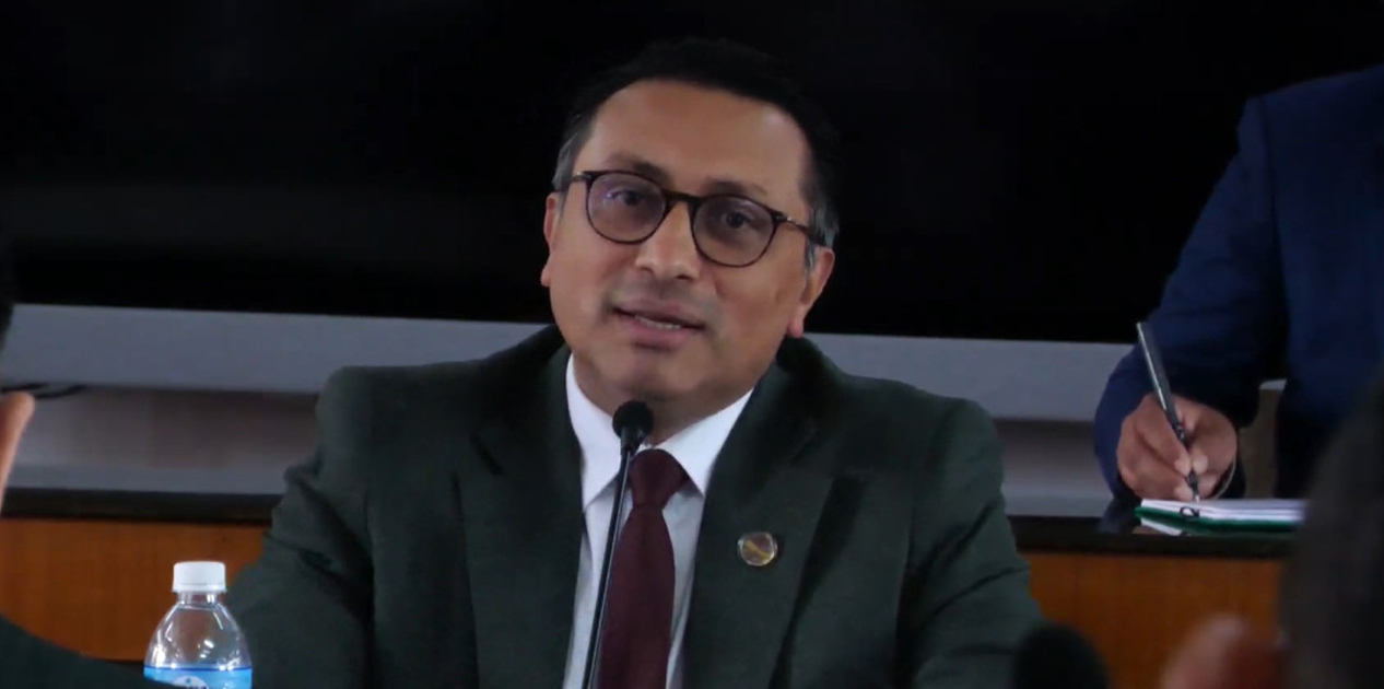 वैदेशिक सहायता घट्दै छ, निजी पुँजी परिचालन गर्नेतर्फ जाँदैछौँ : अर्थमन्त्री डा. वाग्ले