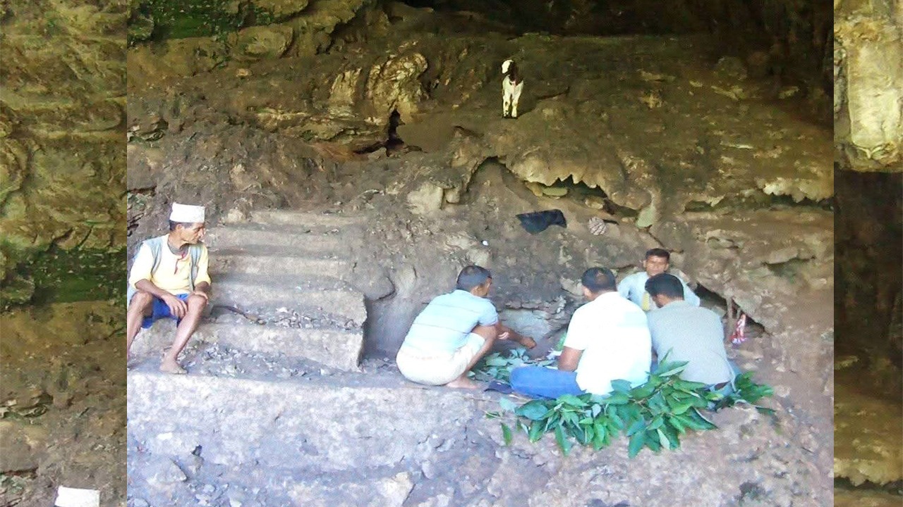 सल्यानमा लामो खडेरीपछि वर्षाका लागि भुमे पूजा, ५० प्रतिशत मात्रै रोपाइँ