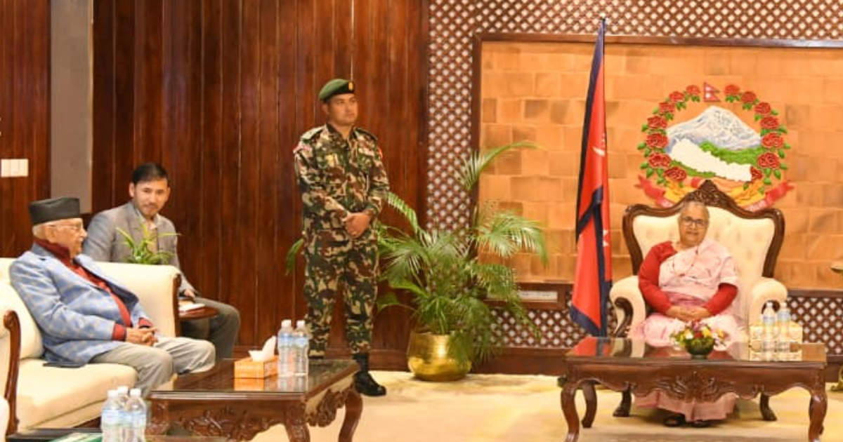 प्रधानमन्त्री कार्की र एमाले अध्यक्ष ओलीबीच घन्टौं छलफल, के भयो कुरा ? 