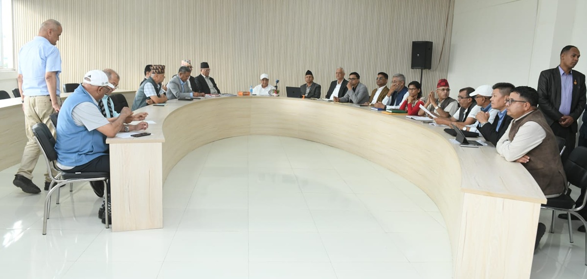 जसपा नेपालको राष्ट्रिय महाधिवेशन मञ्च हावाहुरीले भत्कायो