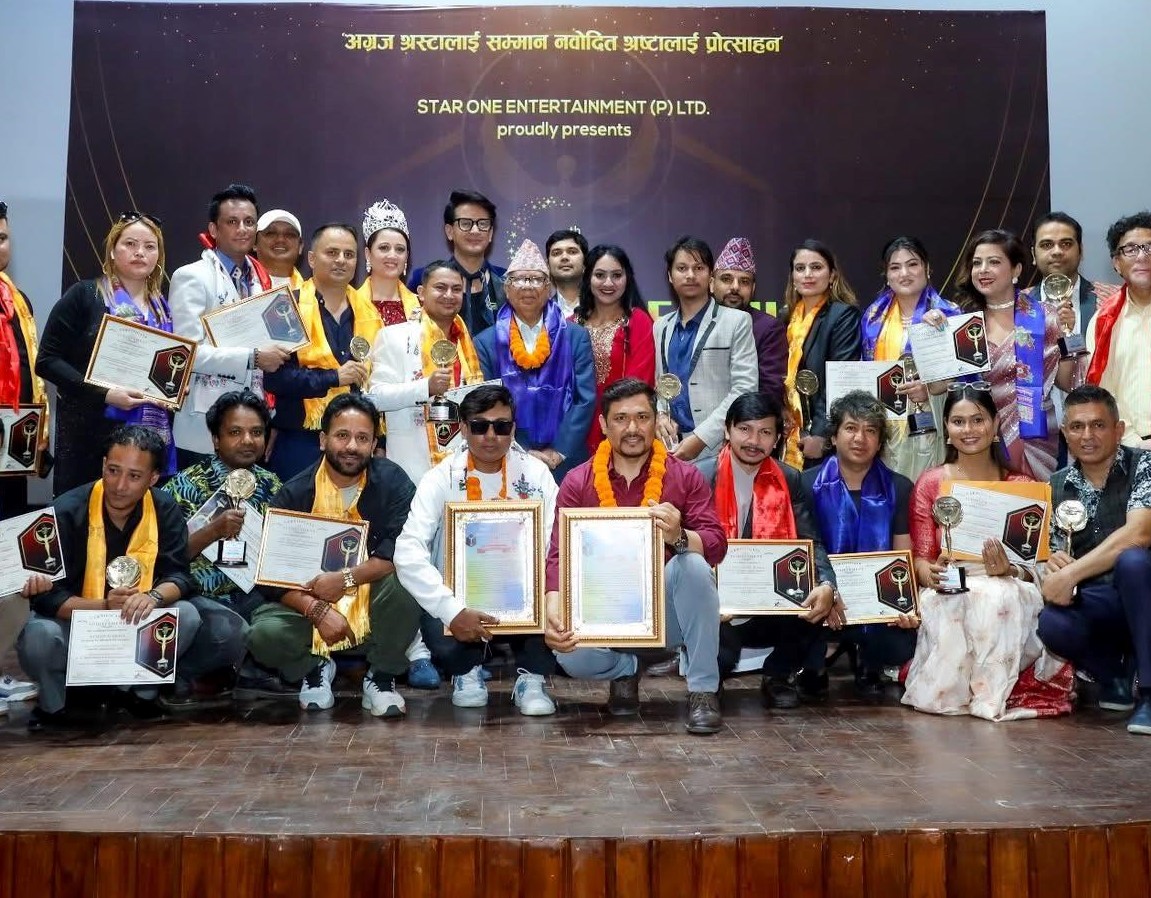 विभिन्न स्रष्टा, सर्जकलाई म्युजिक एन्ड फेशन अवार्ड प्रदान