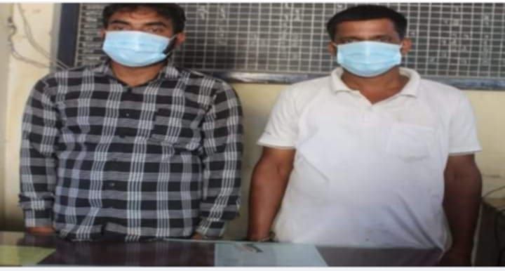 सिरहामा ब्राउन सुगरसहित २ भारतीय पक्राउ