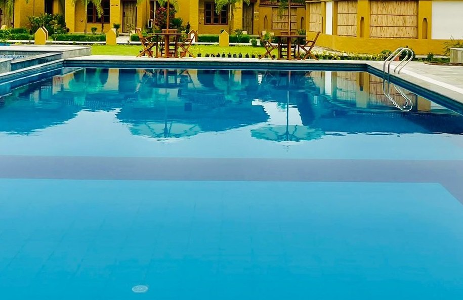 रिसोर्टको पौडी पोखरीमा डुबेर एकको मृत्यु, ८ जना पक्राउ