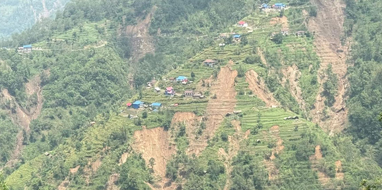 पाँचथरको च्याङथापूका २६ घर पहिरोको उच्च जोखिममा