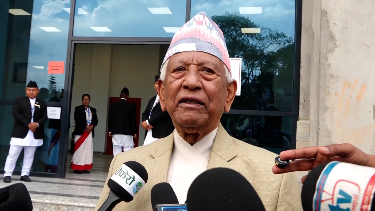 दलको नेता चयनमा मापदण्ड तय गरी सहमति नभए निर्वाचनमा जानुपर्छ : सांसद केसी