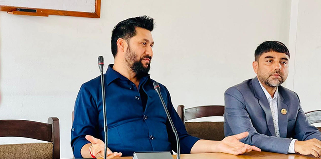 मधेशका सांसदहरूसँग रास्वपा सभापति लामिछानेको परामर्श, प्रदेश अधिवेशनबारे छलफल