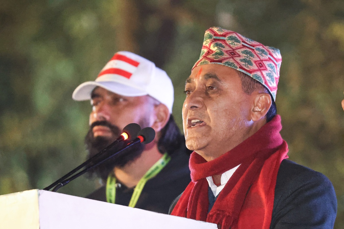 पार्टी सभापति र प्रधानमन्त्री बन्नेगरी गगनलाई अघि सार्छौं : विश्वप्रकाश शर्मा 