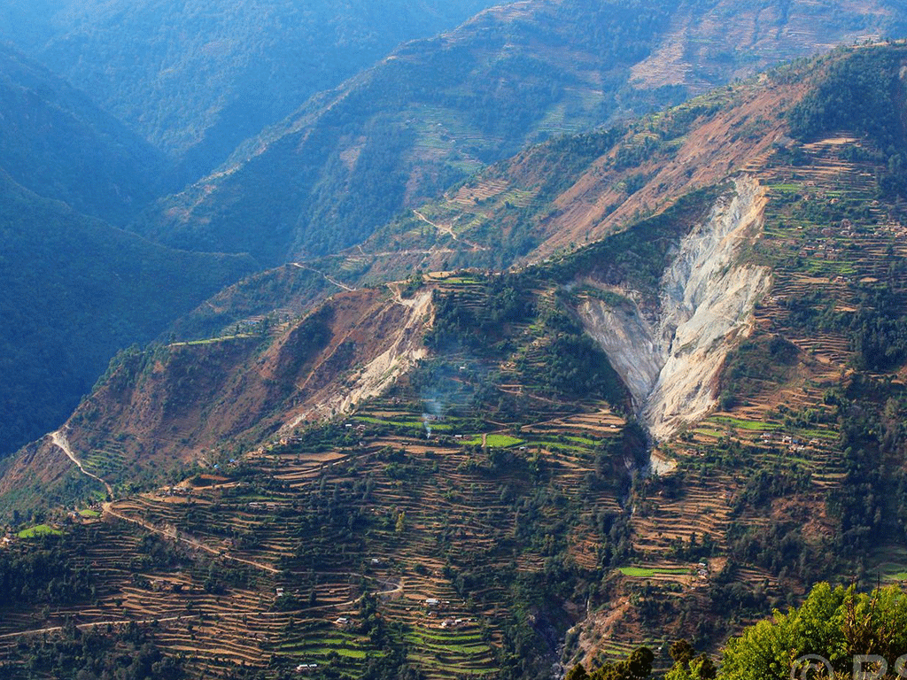 बागलुङमा ५ हजार ८ सय ७२ घर बाढी पहिरोको जोखिममा