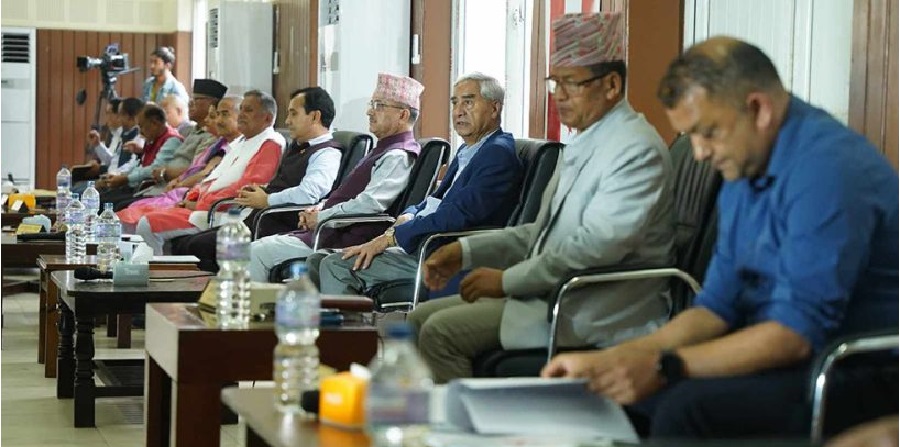 जसपा नेपालको राष्ट्रिय महाधिवेशन मञ्च हावाहुरीले भत्कायो