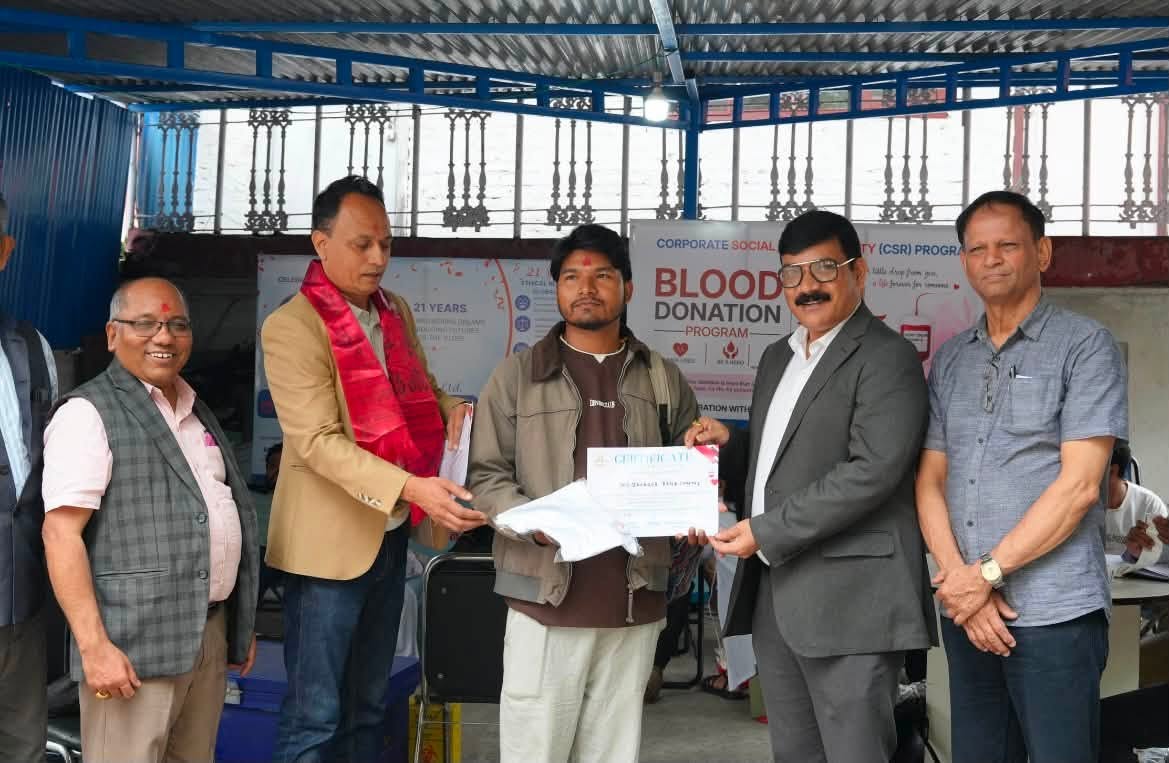 २१औं वार्षिकोत्सवमा आकर्षण इन्टरनेसनलमा रक्तदान
