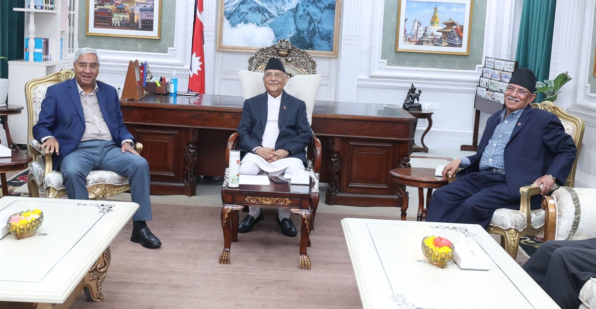 जसपा नेपालको राष्ट्रिय महाधिवेशन मञ्च हावाहुरीले भत्कायो