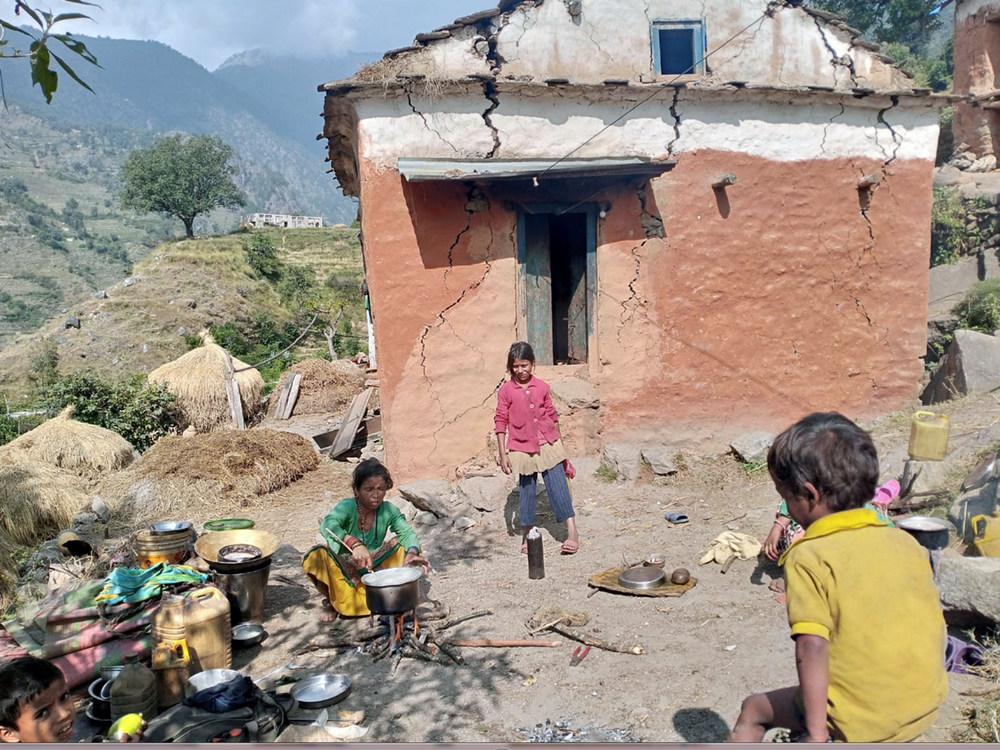 डोटी भूकम्प प्रभावितको घर पुनर्निर्माण सुरु